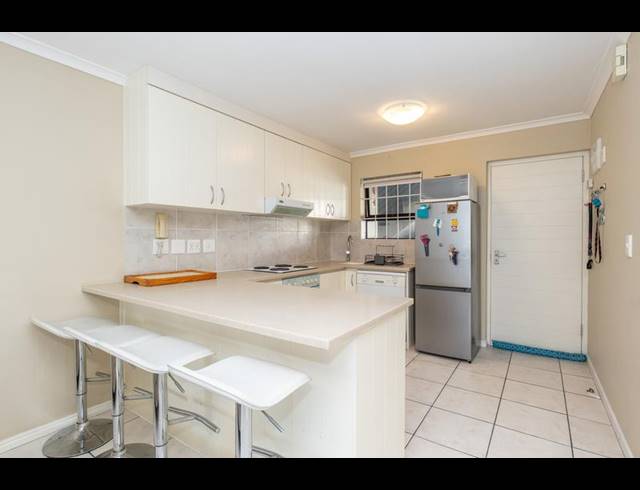 2 BEDROOM APARTMENT FOR SALE IN PLUMSTEAD